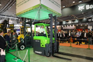 Combilift, COMBi-CUBE, LogiMAT, electric forklift, 360 steering, driver comfort