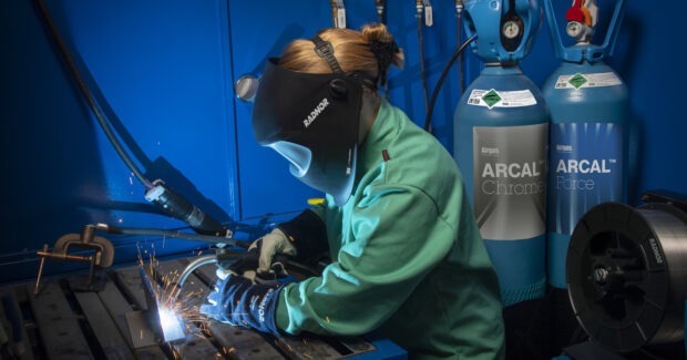 Shielding Gas and Flux Cored Wire Combine to Provide Consistent Welding Results, ARCAL™ line of shielding gases, Airgas, Air Liquide company, SMARTOP™, EXELTOP™, RADNOR™ Flux Cored Wire